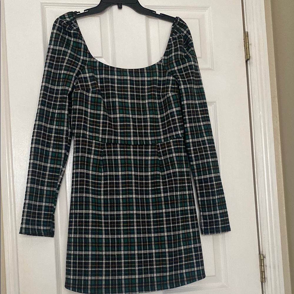 Miami Green and White Long Sleeve Sheath Dress